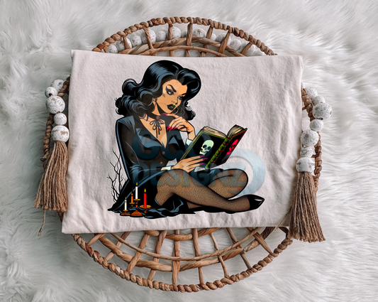 Reading Pin Up Girl